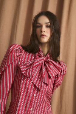 Blusa Pajarita minirraya Rojo