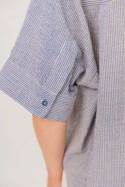 Blusa Ines Majorelle