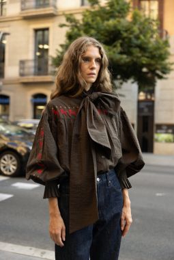 Blusa Lusitano Brown