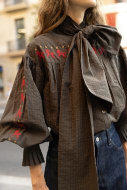 Blusa Lusitano Brown