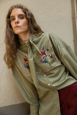 Blusa Vivian Green
