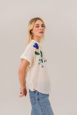 Blusa Maya Corolla