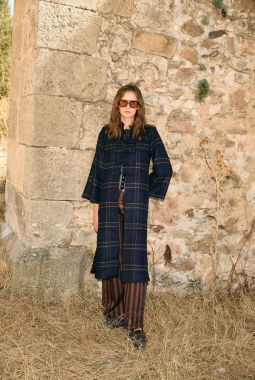 Abrigo Chiniski Harris