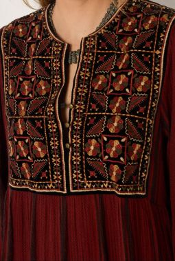 VESTIDO MAISON LEILA