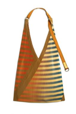 YBAG CLAUDIA OCHER