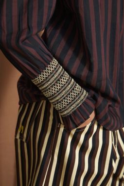 Blusa Conchita lineas Chocolate