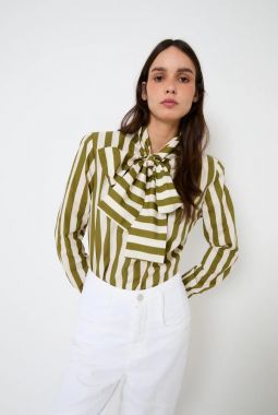 Blusa lazo raya Kaki